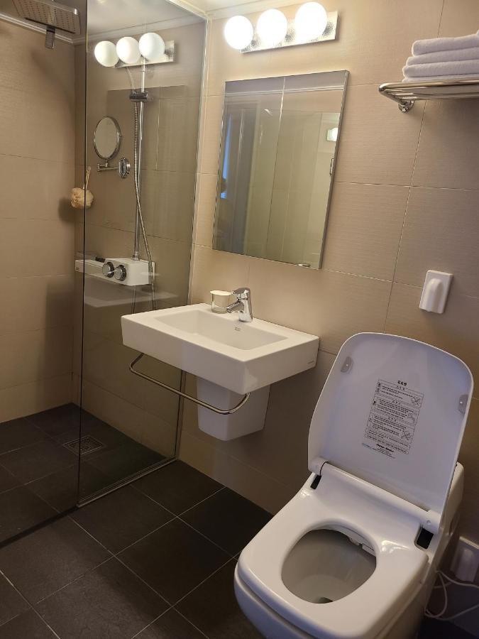 Jinwoo Prestige Hotel Geoje Exterior foto